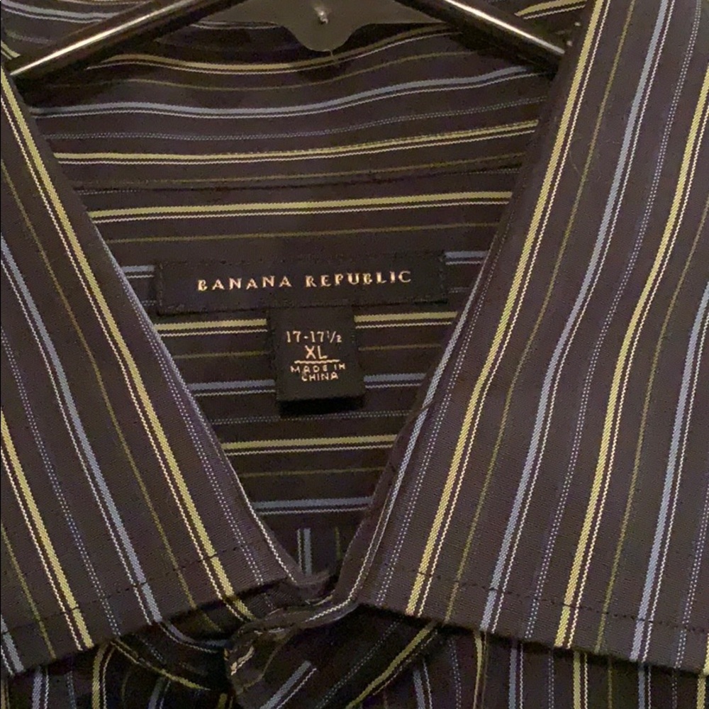 Banana Republic button down - Picture 4 of 6